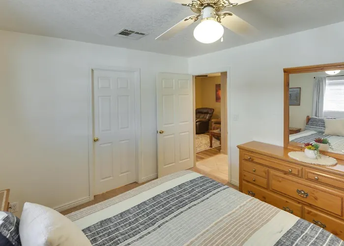 Dog-friendly Bullhead - Walk To River! * Bullhead City